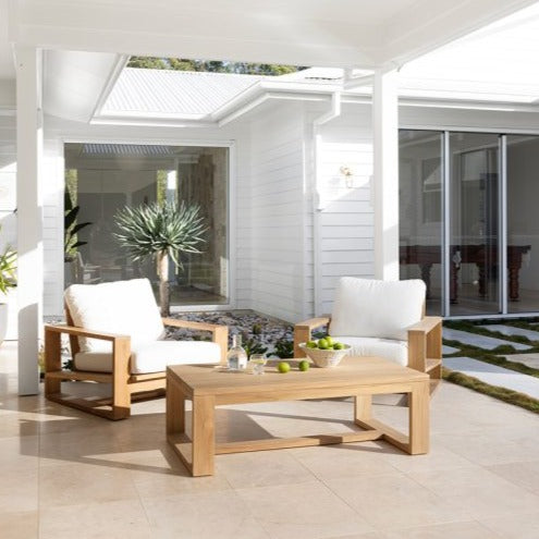 OUTDOOR SOFA | Classic White by Cranmore Home & Co.