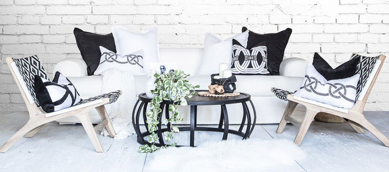 COFFEE TABLE | Crabo in black by uniqwa